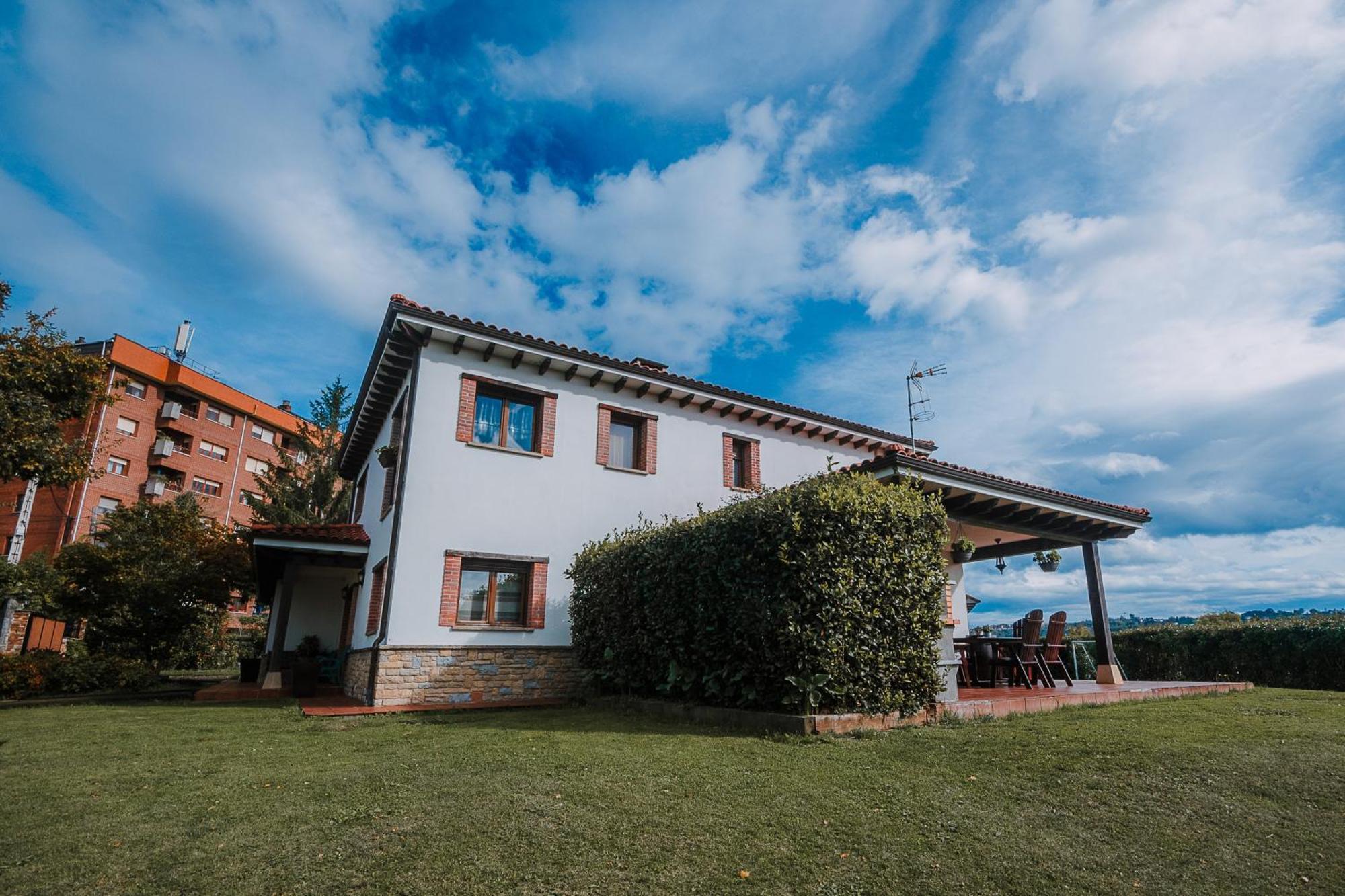 Villa Tiviti Oviedo Zewnętrze zdjęcie