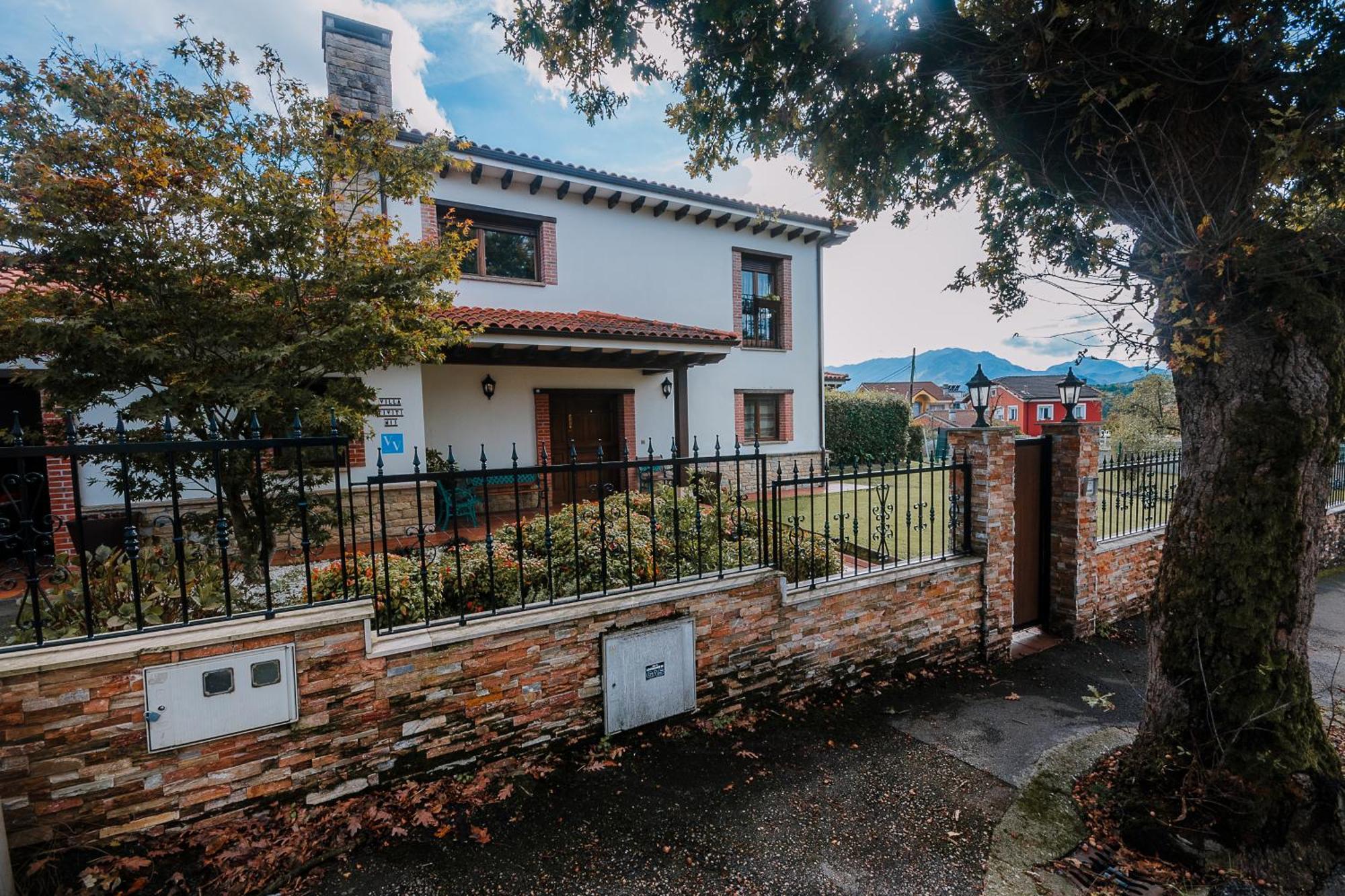 Villa Tiviti Oviedo Zewnętrze zdjęcie