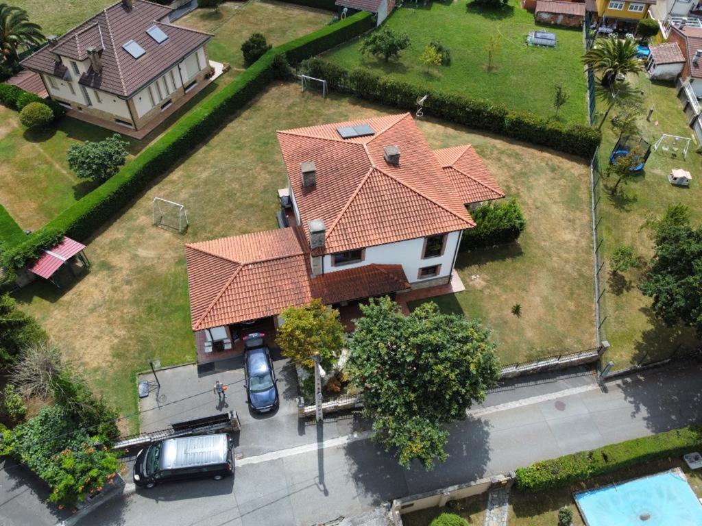 Villa Tiviti Oviedo Zewnętrze zdjęcie